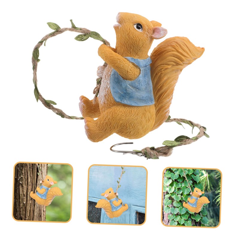 Levemolo Creative Squirrel Wall Decor Charming Resin Climbing Squirrel for