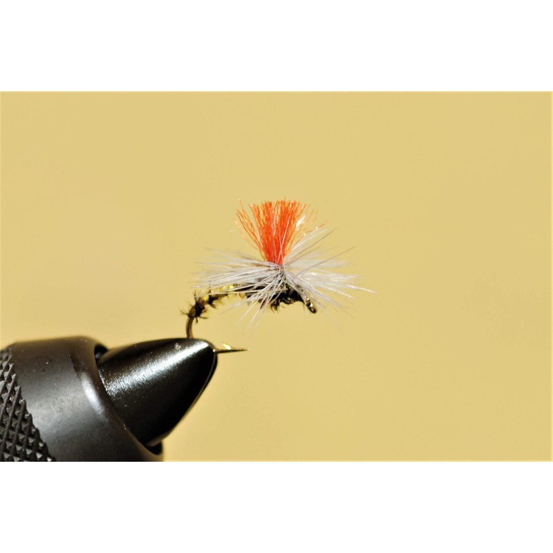 Fly Shop Complete Fly Set SD Selection Peacock Parachute SP14