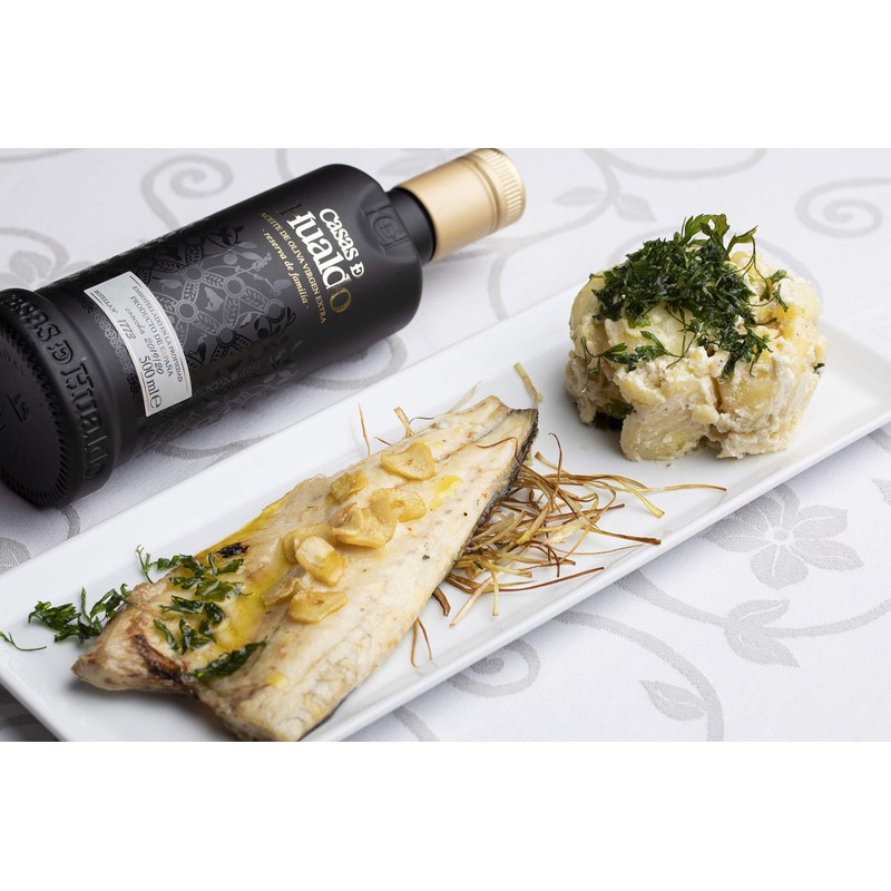 Casas De Hualdo, Extra Virgin Olive Oil, Imported From Spain,