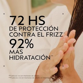 Aveda Be Curly Advanced Curl Enhancer Cream | Protege los rizos y ondas del encrespamiento en condiciones de alta humedad, hidrata y aporta brillo.
