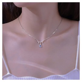 Inilbran Bohemian Moonstone Pendant Necklace Silver Tear Crystal Necklace Chain Vintage Water Drop Choker Necklaces Minimalist Oval Moonstone Necklace Choker Jewellery for Women