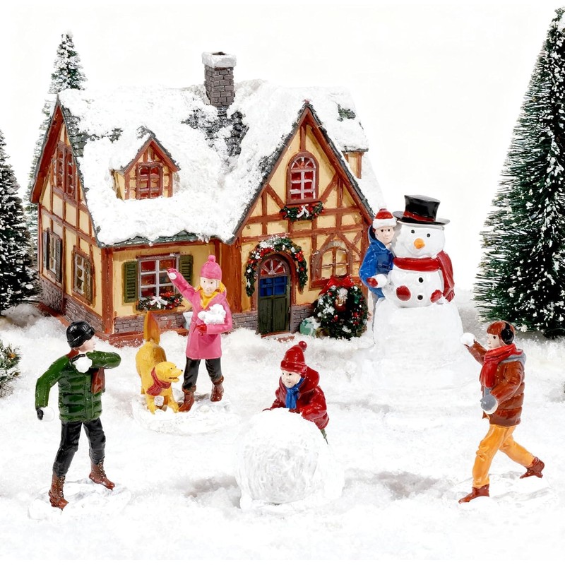 GW Box 5 Pcs Christmas Village People Figurines
