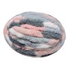 Hilados Gruesos Y Gruesos Que Rellenan Los Hilados Rosa Gris
