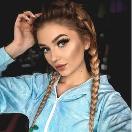 Blonde Braided Wigs for Black Women Long Golden Blonde Ombre Black Lightweight Synthetic Twisted Braids Wig with Baby Hair Soft Double Dutch Braided Wigs Glueless Hair Replacement Wigs Gift 22 Inch