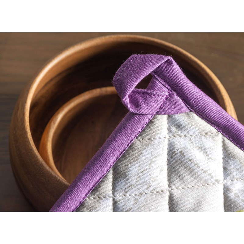 Maison d' Hermine Spring/Summer Set with Oven Gloves and Pot
