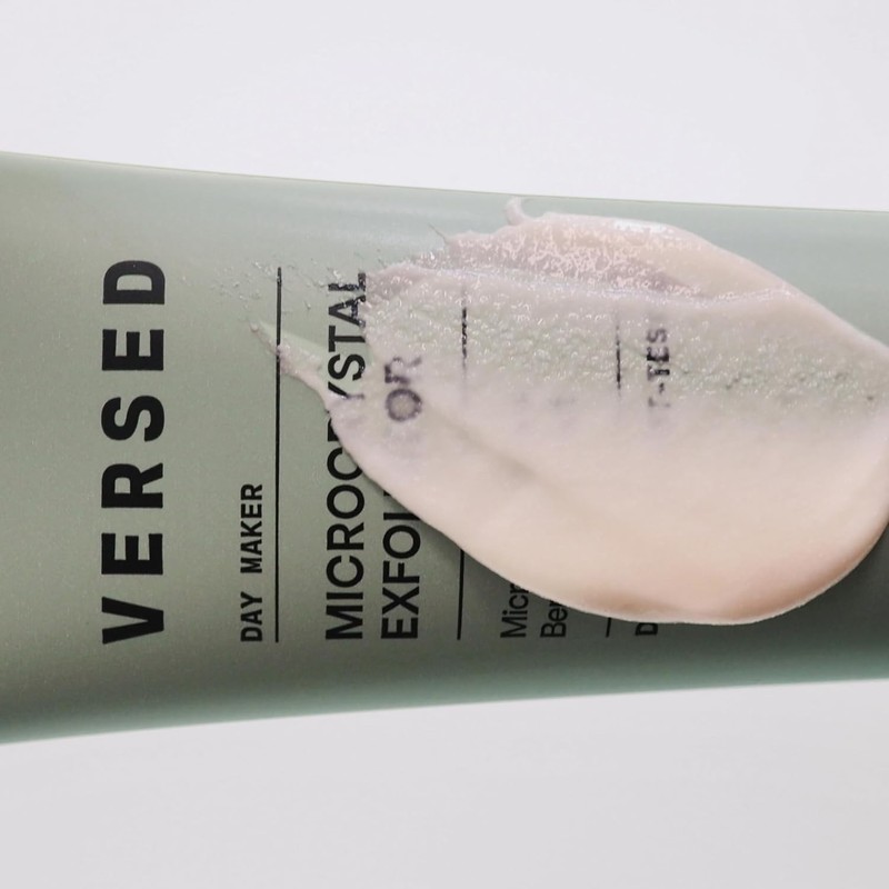 Versed Day Maker Microcrystal Exfoliating Cleanser - Creamy Facial Wash