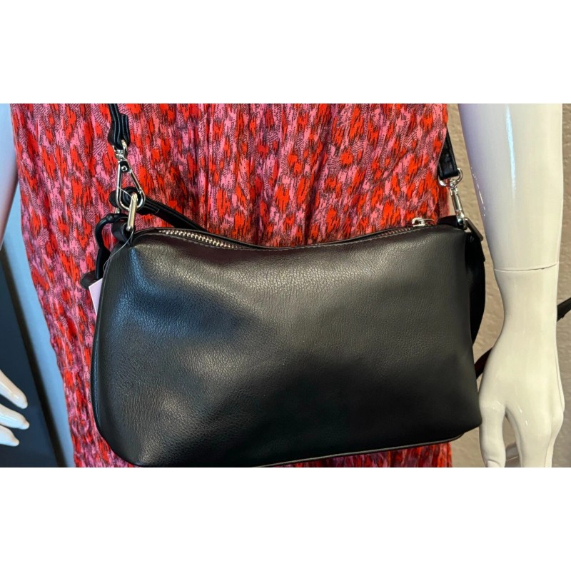 Wild Fable Handbag/Crossb