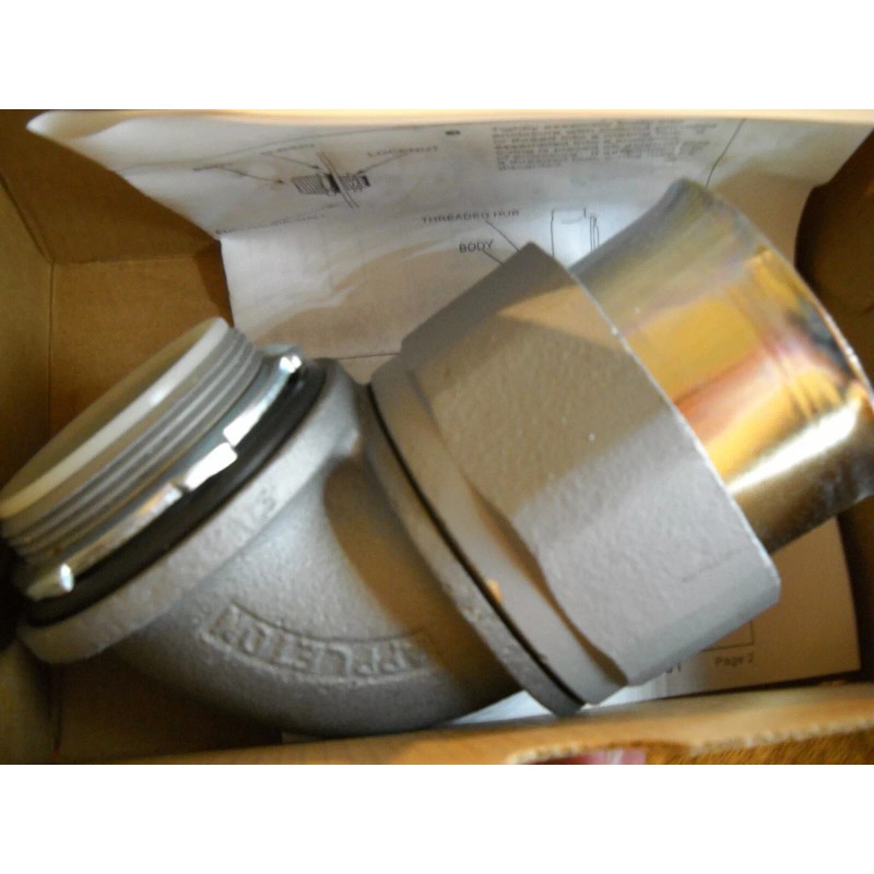 Appleton STNM-90200 2 INCH MALL IRON CONNECTOR