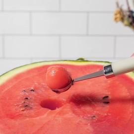 Carrotez Stainless Steel Smooth Grip Melon Baller - Small Icecream Ball Spoon - Melon Scoop with Non-Slip Smooth Handle - Baller for Fruits, Ice Cream, Cookie Dough, Meatball - Ivory