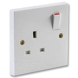 SINGLE SWITCHED SOCKET 13A Switched Socket 1-Gang Single Pole