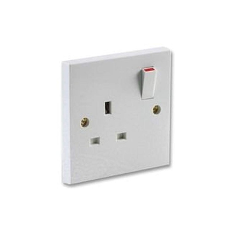 SINGLE SWITCHED SOCKET 13A Switched Socket 1-Gang Single Pole