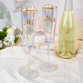 Artessa Wedding Champagne Glasses of 2, Iridescent Heart Champagne Flutes with Gold Rim, Mr & Mrs Toasting Glasses for Bride and Groom, Present for Engagement/Wedding/Valentine's Day - 9.4 Oz（280Ml