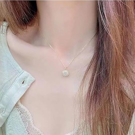 To My Granddaughter Sunflower Fidget Necklace Spinning Sunflower Necklace for Women Granddaughter Gifts from Grandma Necklace Cute Flower Necklace Jewelry for Women (Gold)