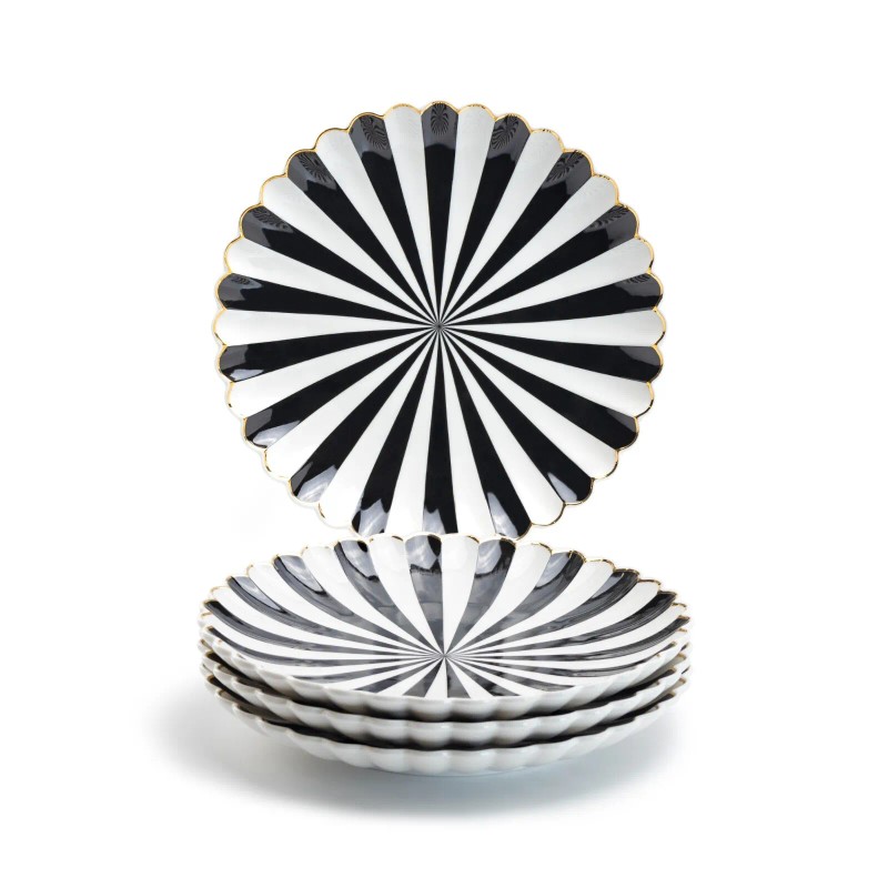 Grace's Teaware Grace Teaware 8.5" Black and White Scallop Fine