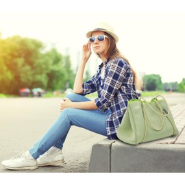 QOGiR Neoprene Multipurpose Beach Bag Tote with Inner Zipper Pocket (Green, Large)