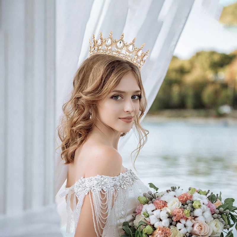 1 Piece Crown Tiara, Female Crown, Bride Crown, Shiny Crown,