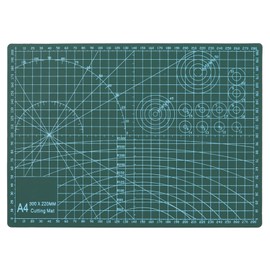 ROROUP Self Healing Sewing Mat, 22x30cm No-Slip PVC Sewing Craft Mat, Double Sided 5-Ply Craft Cutting Board for Sewing Quilting Scrapbooking and Arts Crafts Cutting (A4)