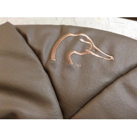 DUCKS UNLIMITED CHEVY TAHOE 1999 MIDDLE REAR PASSENGER HEADREST COVER LEATHER