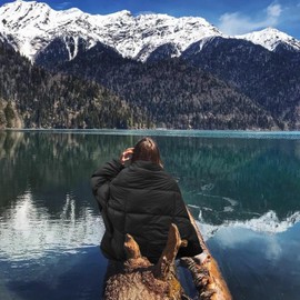 zzlamb Water-Repellent Camping Blanket Puffy, Outdoor Portable Travel Duck Down Throw 650 Fill Power, Indoor Lightweight Down Lap Quilt for Couch Plane Car Picnic Backpacking Beach, 39x55in Black