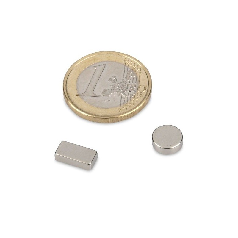 Mini Assortment of 20 Strong Magnets