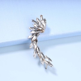 Allereya Vintage Crystal Leaf Ear Cuff Earrings Rhinestone Leaf Ear Climber Earrings Boho CZ Leaf Ear Wrap Earrings Gold Sparkling Leaf Clip On Earrings Jewellery for Women and Girls (Gold)