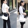 hwnnon White Elegant Twist Lock Crossbody Bag