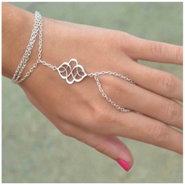 Yheakne Boho Layered Finger Bracelet Silver Slave Bracelet Hand Slave Bracelet Retro Ring Bracelet Everyday Bracelet Ring Hand Chain Jewellery for Women and Girls, Silver Metal