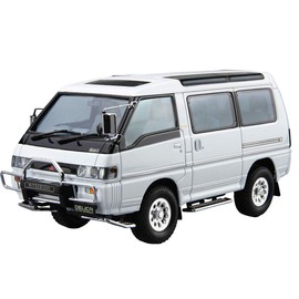 Aoshima Bunka Kyozai 1/24 The Model Car Series No.27 Mitsubishi P35W Delica Star Wagon 1991 Plastic Model