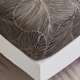 Fitted Sheet 160 x 200 cm - Tropical Leaf Pattern - Fitted Sheet up to 30 cm Mattress Height - Flat Sheet Soft Polyester Microfibre Brown