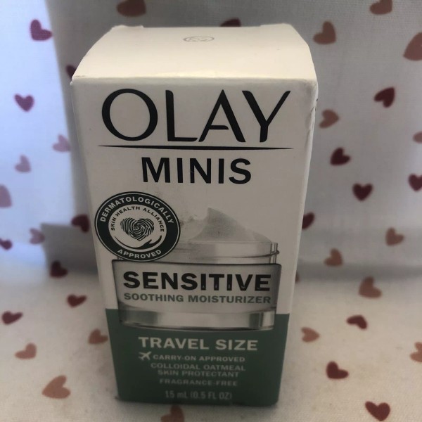 OLAY Minis SENSITIVE SOOTHING MOISTURIZER FRAGRANCE-FREE Exp5/25 & Up