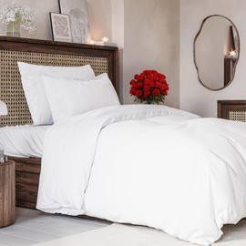 3-Piece King Size Bedding Duvet Quilt Cover Set with 2 Pillowcases - Hotel Quality - Cooling, Wrinkle-Free, Machine Washable with Zipper & Corner Ties - Super Soft Microfibre-Polyester - White