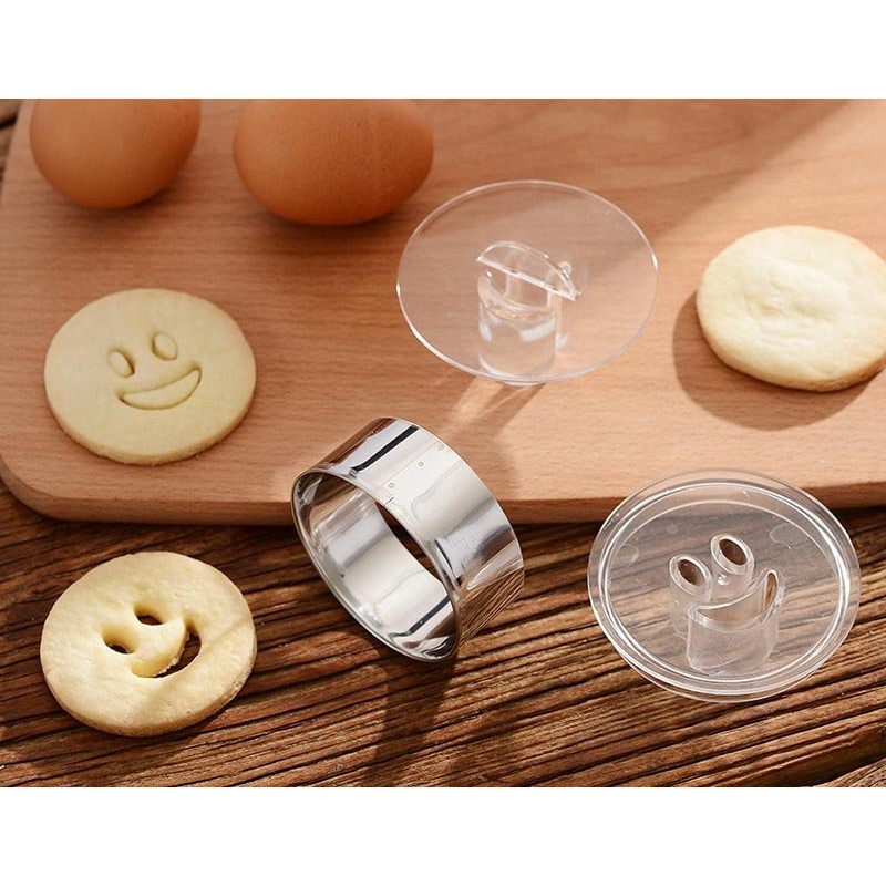 タイガークラウン クッキー型 シルバー クリア 71×71×42mm にこにこフェイス まる 抜型 顔 パーツ