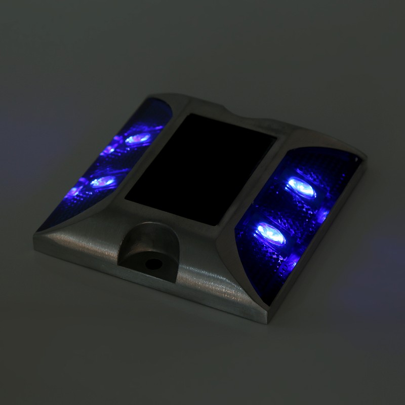 Aluminum Alloy Solar Power Waterproof 4 LED Lamp Outdoor Road