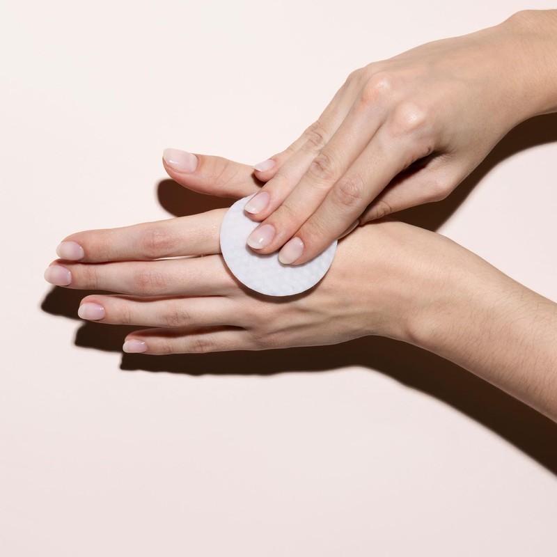 Peeling-Tonikum, 50 Pads, sanfte Wirkung, Komplex aus AHA und Arginin,