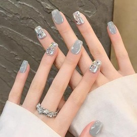 YXRXKJ Nail Tips, Medium, 24 Pieces, Nail Tips, Short, Popular, Japanese Style, Cute, Simple, Stylish, False Nails, Short, Spring & Summer, Bride Nails, Glossy, Coming of Age Ceremonies, Graduation