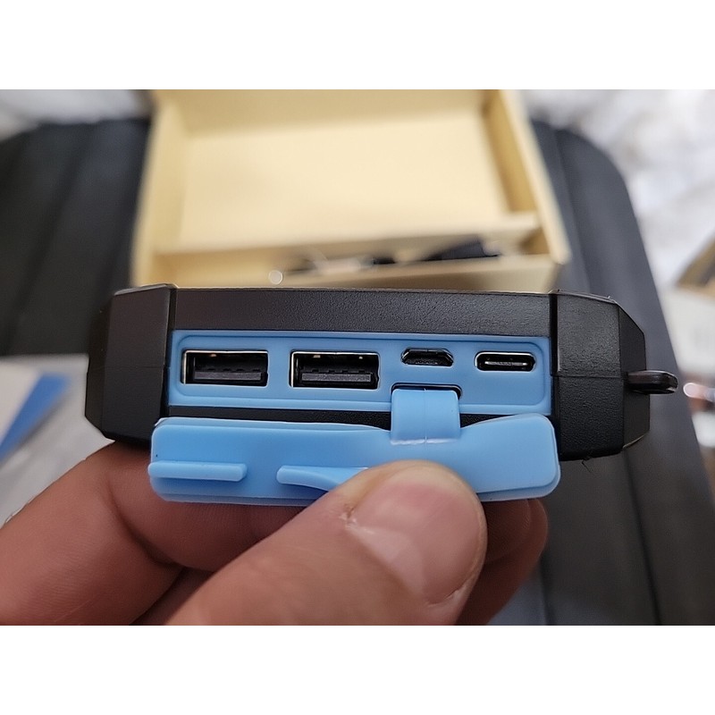 Tekpluze Solar Portable Charger 30000 mAh iOS & Android