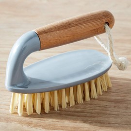 Addis Floor and Tile Scrub Brush Iron Style with Natural Bamboo Handle, Grey & Natural, Grey/Wood, 13 x 5 x 6.5 cm 517671