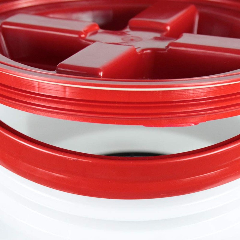 Chemical Guys Gamma Seal Lid - Red