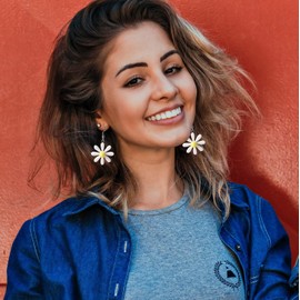 Girls' Daisy Earrings, Daisy Earrings, Hanging Flower Earrings, Flower Earrings, Ladies, Flower Earrings, Earrings for Summer Parties and Everyday Use, Acrylic