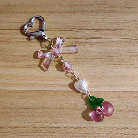 Meimimix Y2K Aesthetic Strawberry Star Charms Keychain For Women Girls Bag Purse Backpack Wallet Keyring Accessories (Cherry Pink)