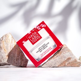 Hada Labo Tokyo Red Face Cream Women's 50 ml - Day Cream Anti-Ageing from 40 - Moisturising Cream Face with Retinol, Collagen - Intensive Face Care - Anti-Wrinkle Cream Women
