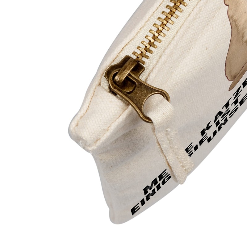 Mr. & Mrs. Panda M Make-Up Bag Cat Sitting, White,