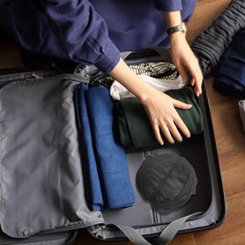 Aplter Pack of 2 Pop Up Laundry Hamper Collapsible Laundry Baskets Black Mesh Laundry Baskets with Portable Handle, Side Pocket for Bedroom, Nursery Room, Travel, Cruise