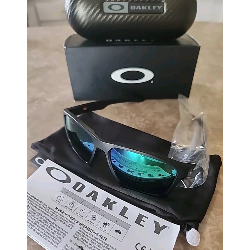 Oakley 🔥 OAKLEY TARGETLINE MATTE BLACK WITH PRIZM JADE POLARIZED