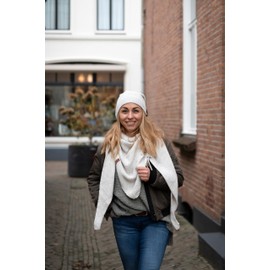 KNIT FACTORY - Coco hat - knitted winter hat with wool for men and women - slouch beanie - high quality, beige,