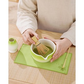 ZENS Matcha Set, 450ML Matcha Whisk Set and Bowl, 6pcs Matcha kit with Bamboo Whisk & Scoop, Holder (Chasen), Matcha Sifter, Tea Towel for Matcha Ceremony, Green