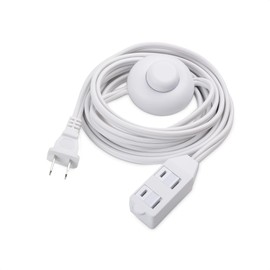 Cable Matters 3 Outlet Christmas Tree Extension Cord with Foot Switch - 10ft, Extension Cord with Switch On/Off, White