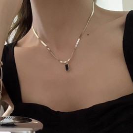 Wendalern Birthstone Necklace Black Crystal Rectangle Choker Necklace Flat Herringbone Chain Necklace Silver Snake Chain Simulated Crystal Pendant Necklace Jewellery for Women