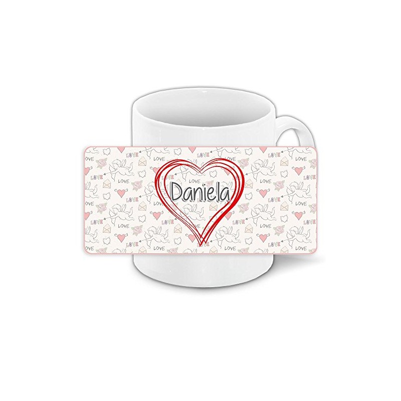 Liebestasse mit Namen Daniela und schönem Love-Motiv mit Herzen -