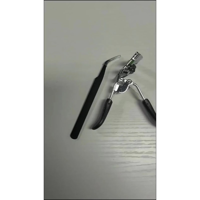 1pc Rizador De Pestañas Eyelash Curler Y Unas Pinzas